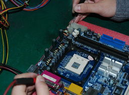 市橋電腦維修，為何選擇廣州欣誠科技服務公司？